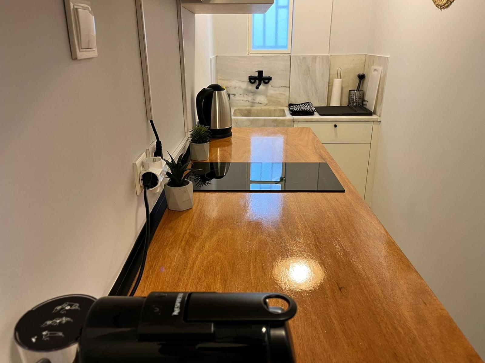 Exarcheia Urban Studio Apartment Atina Dış mekan fotoğraf