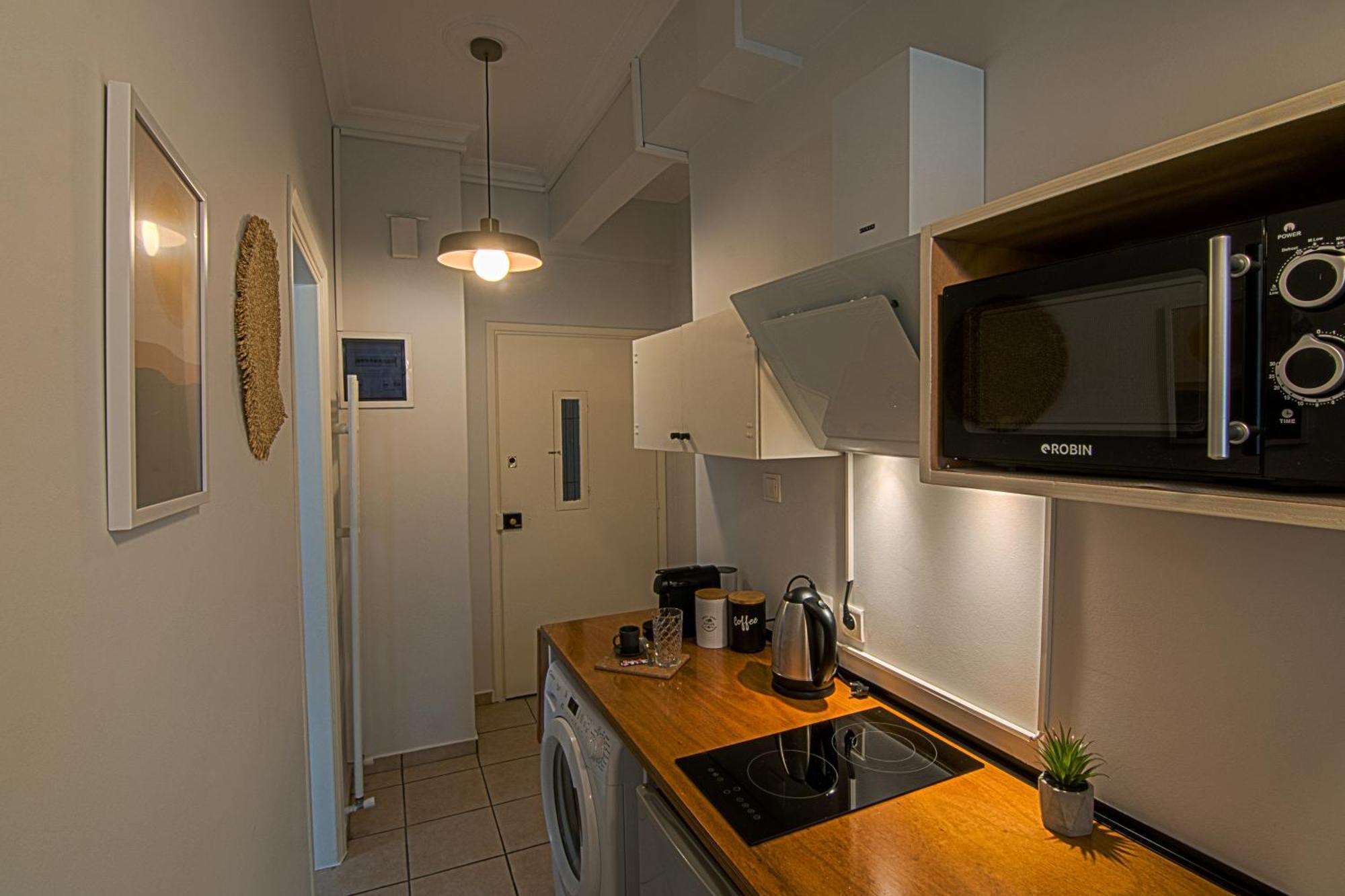 Exarcheia Urban Studio Apartment Atina Dış mekan fotoğraf